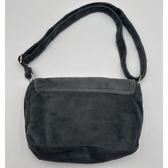 CHANEL VIP Crossbody Messenger Bag – Limited Edition - Picture 4 of 16